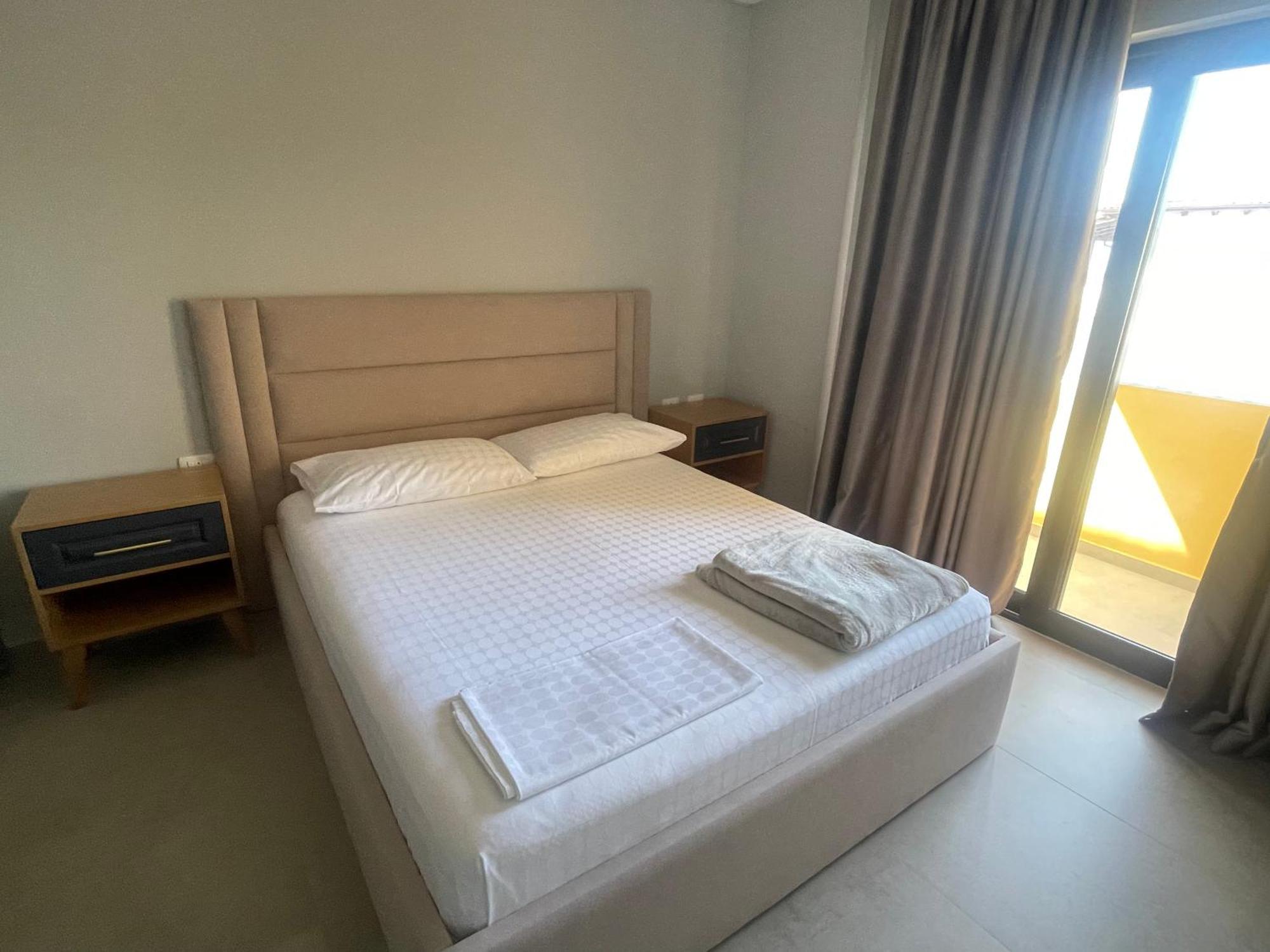 Luxury Rooftop Vlora Ngoại thất bức ảnh